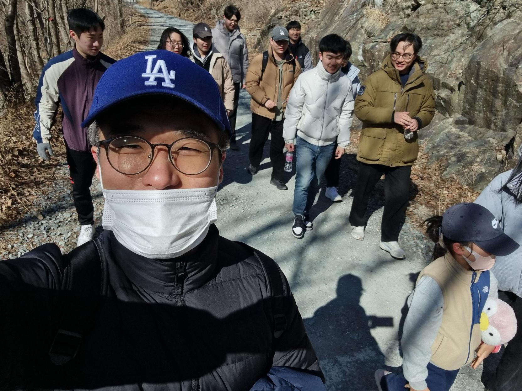 Hiking-with-Professor5