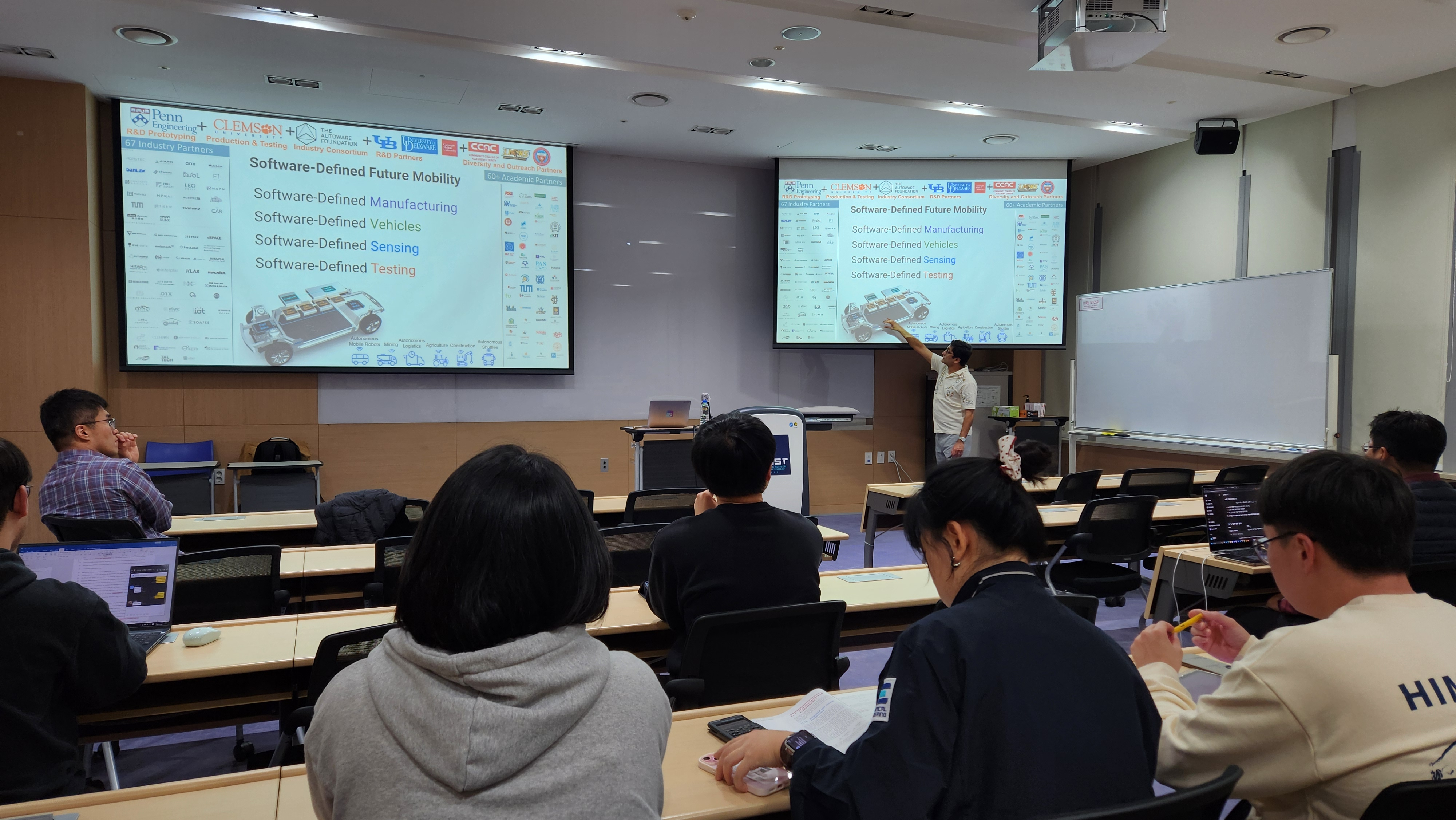 Seminar Photo 1